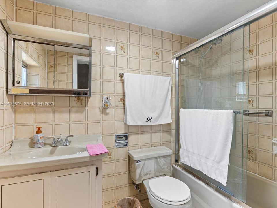 На продажу: $725,000 (4 спален, 3 ванн, 1746 Квадратных фут)