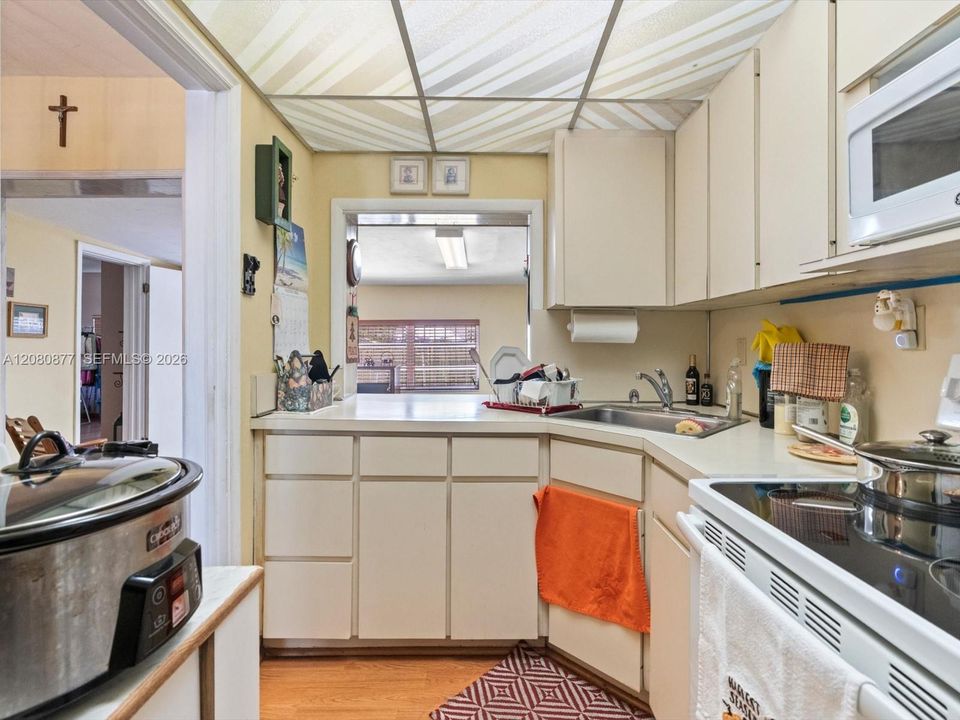 На продажу: $725,000 (4 спален, 3 ванн, 1746 Квадратных фут)