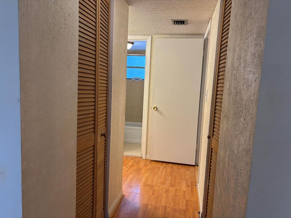 7501 View of the two walk-in-closet