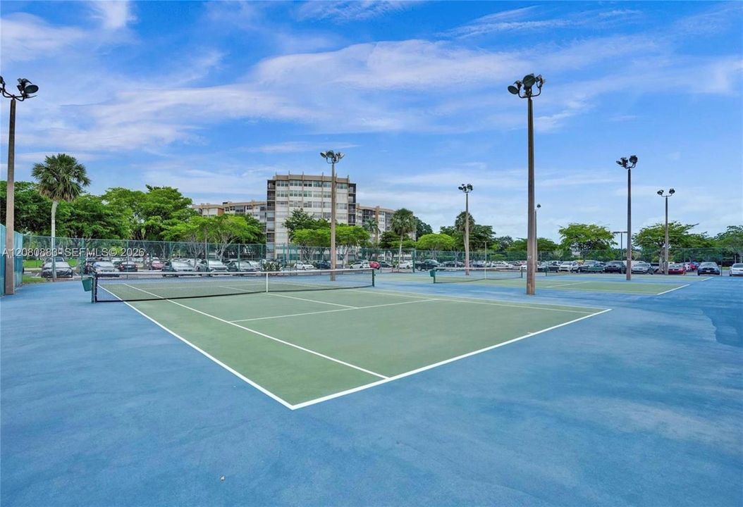 En Venta: $185,000 (2 camas, 2 baños, 1120 Pies cuadrados)