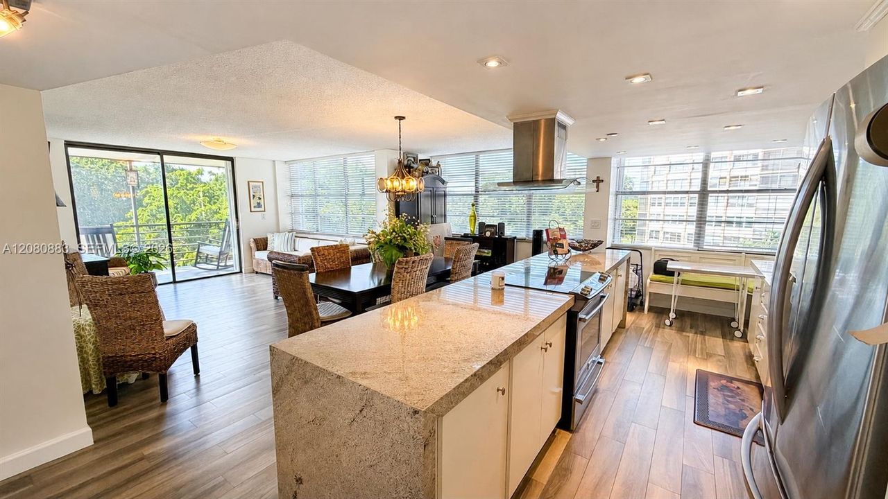En Venta: $185,000 (2 camas, 2 baños, 1120 Pies cuadrados)