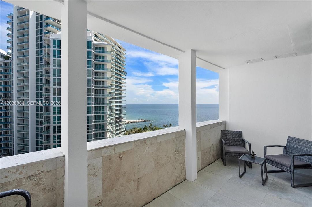 For Sale: $535,000 (0 beds, 1 baths, 483 Square Feet)