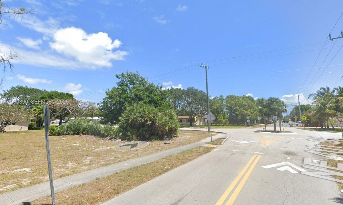 For Sale: $279,999 (0.32 acres)