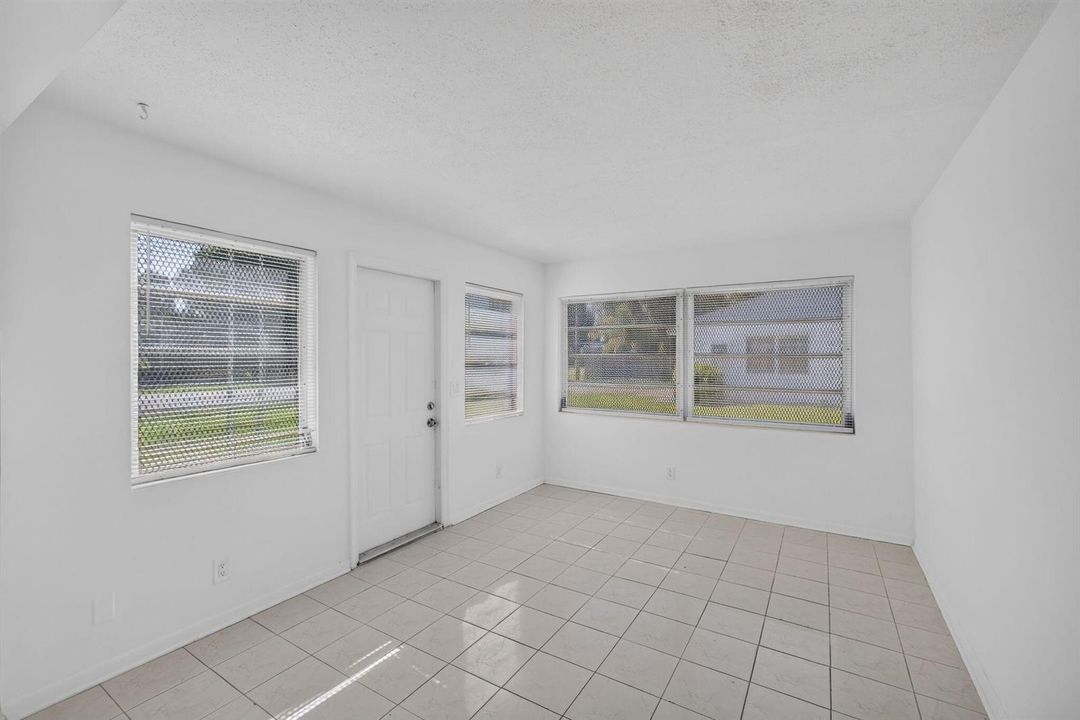 16-web-or-mls-5D1A3772