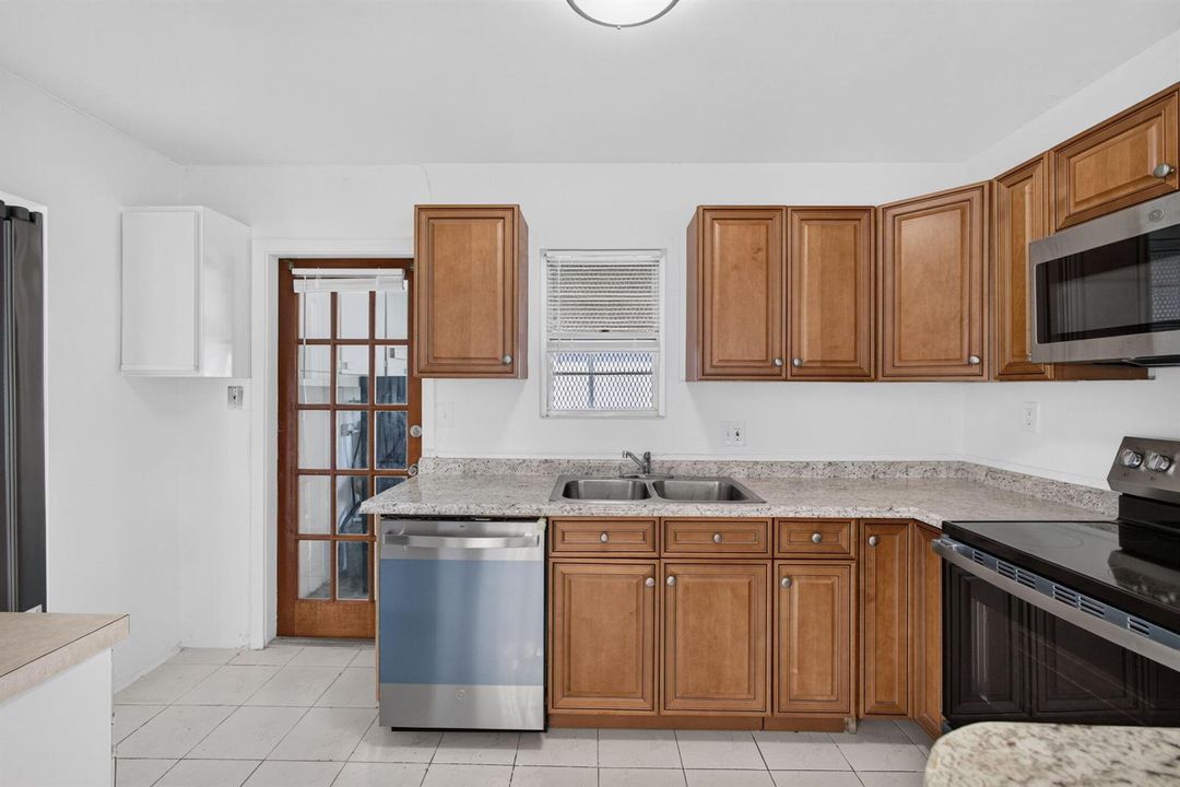 12-web-or-mls-5D1A3754