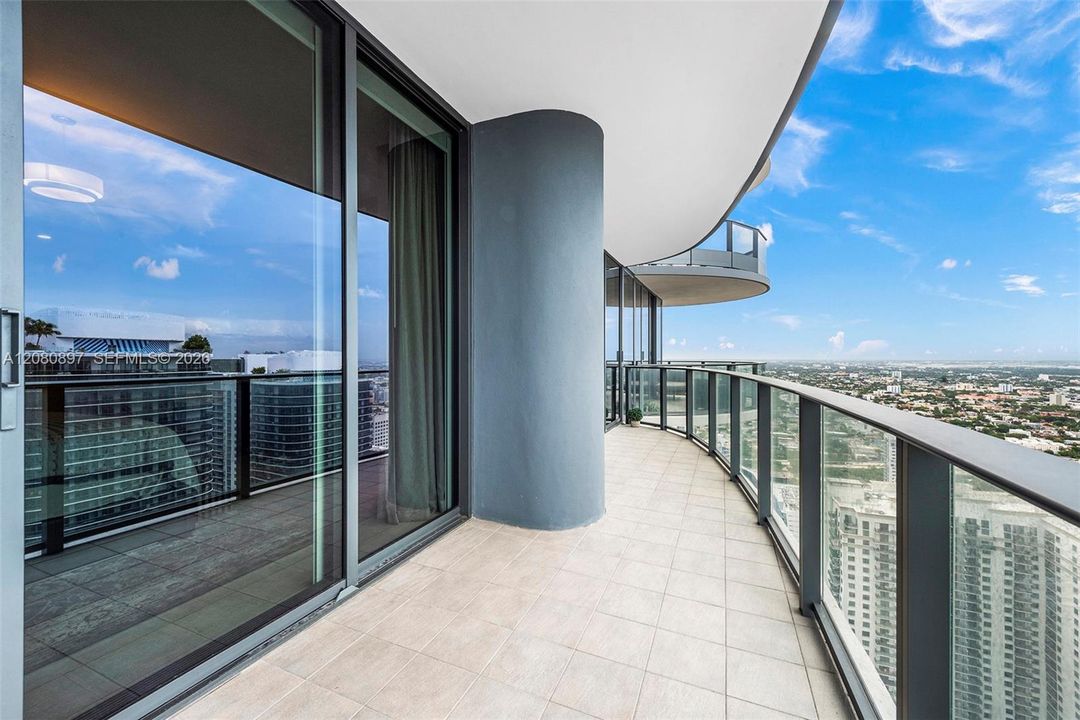 For Rent: $16,000 (3 beds, 3 baths, 1912 Square Feet)