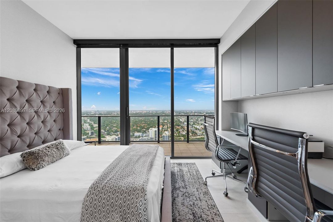 For Rent: $16,000 (3 beds, 3 baths, 1912 Square Feet)