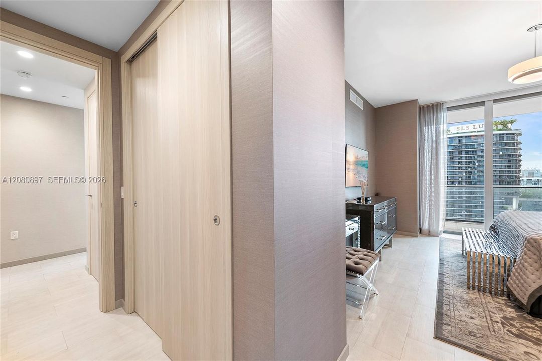 For Rent: $16,000 (3 beds, 3 baths, 1912 Square Feet)