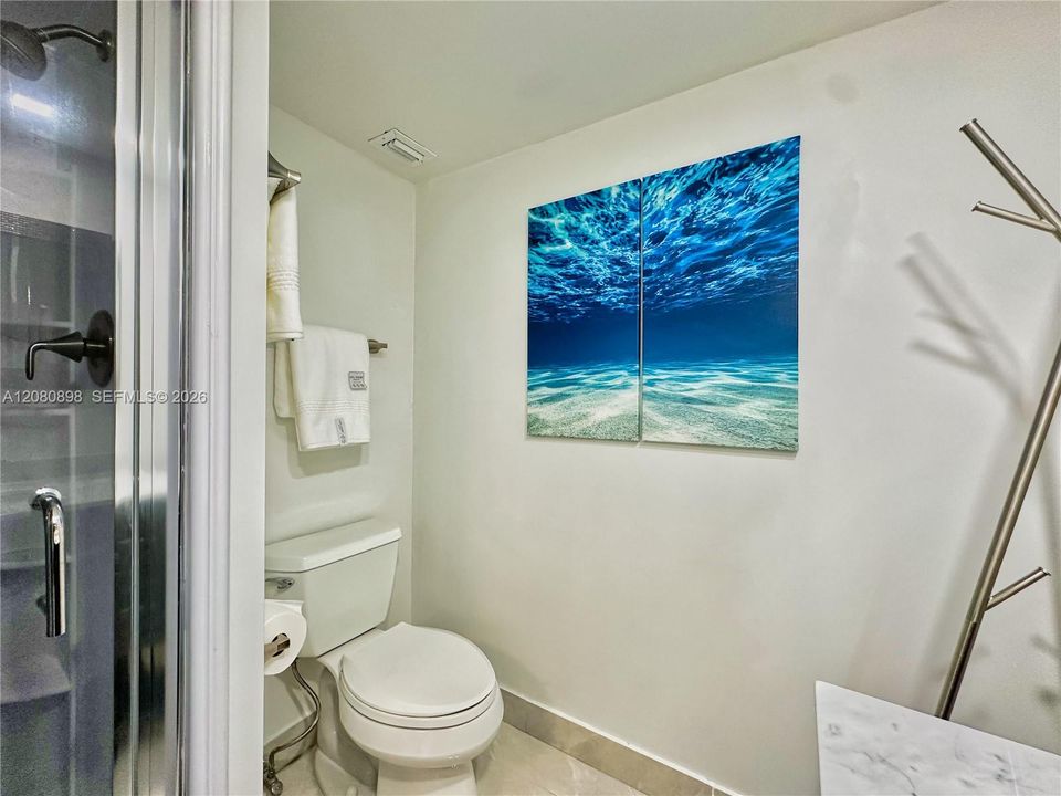2nd full bath with shower