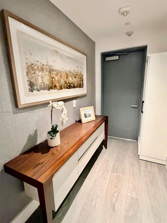 В аренду: $10,000 (3 спален, 3 ванн, 1634 Квадратных фут)