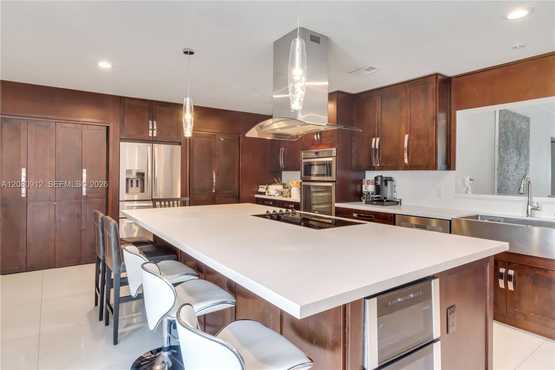 В аренду: $5,950 (4 спален, 3 ванн, 2240 Квадратных фут)