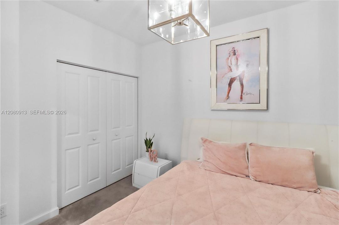 В аренду: $3,300 (3 спален, 2 ванн, 1403 Квадратных фут)