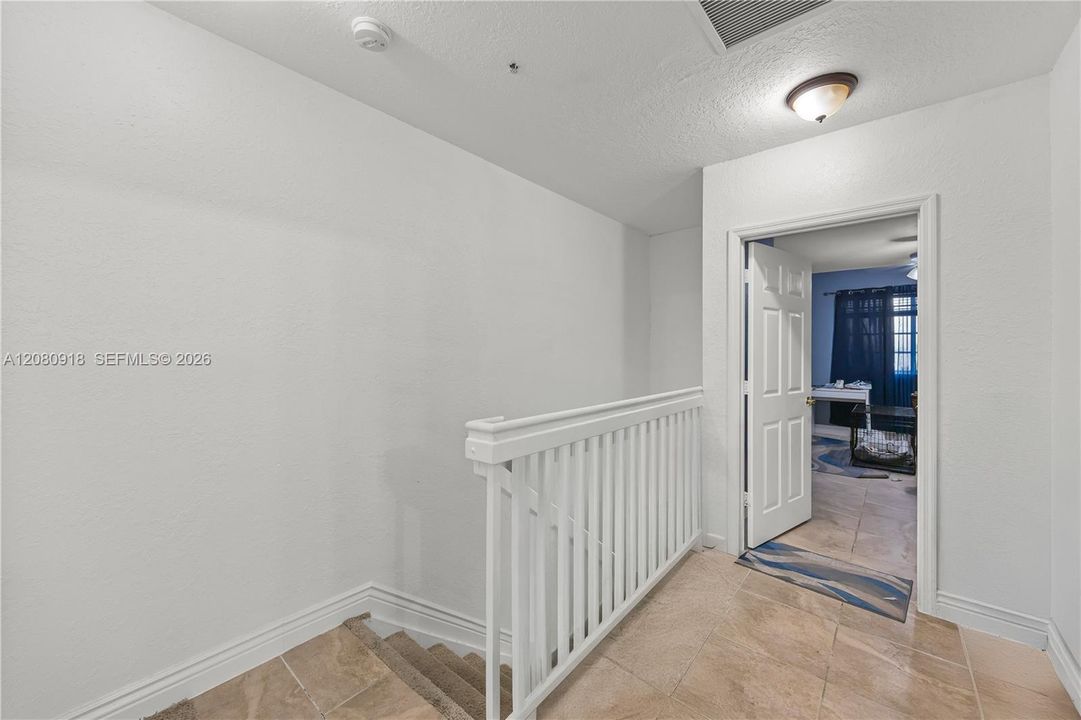 For Sale: $349,999 (3 beds, 2 baths, 2050 Square Feet)