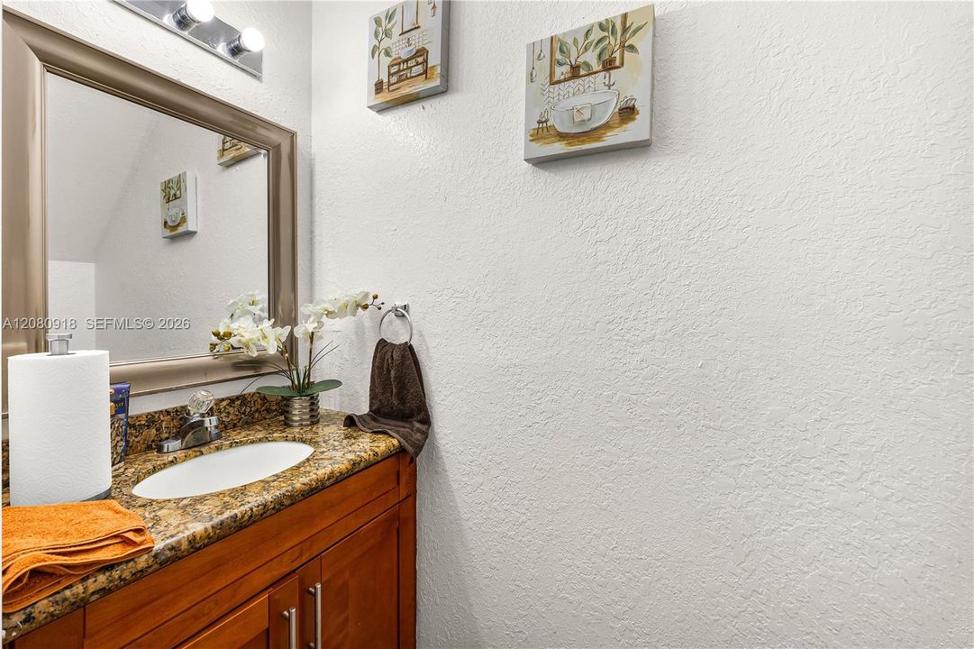 For Sale: $349,999 (3 beds, 2 baths, 2050 Square Feet)