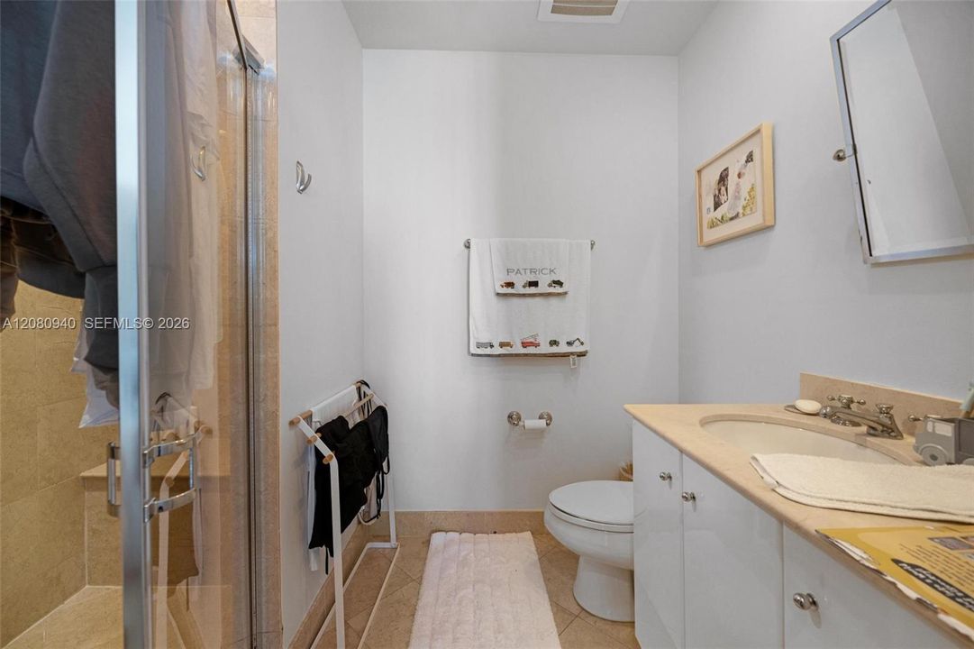 For Rent: $18,000 (2 beds, 2 baths, 1595 Square Feet)