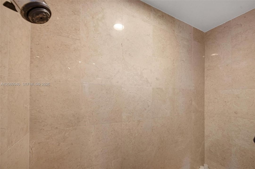 For Rent: $18,000 (2 beds, 2 baths, 1595 Square Feet)