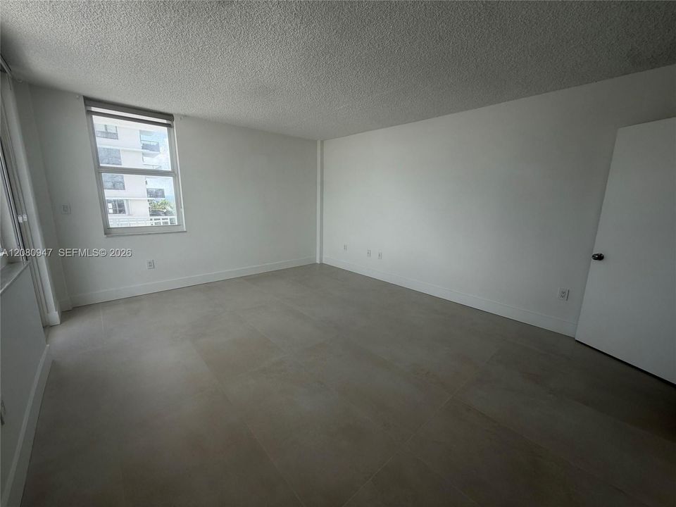 В аренду: $2,750 (1 спален, 1 ванн, 845 Квадратных фут)