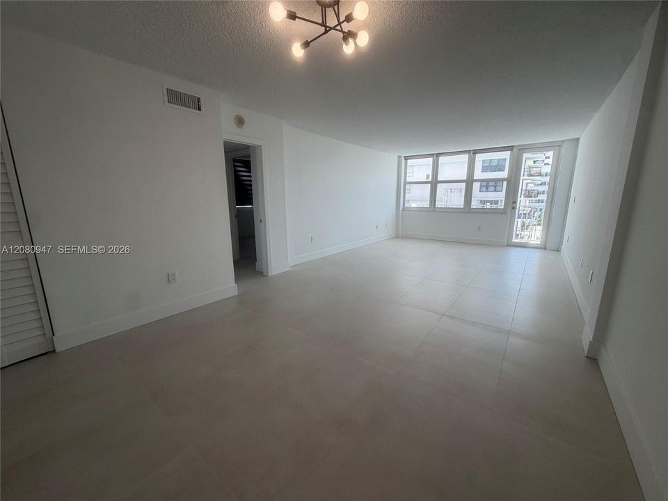 В аренду: $2,750 (1 спален, 1 ванн, 845 Квадратных фут)