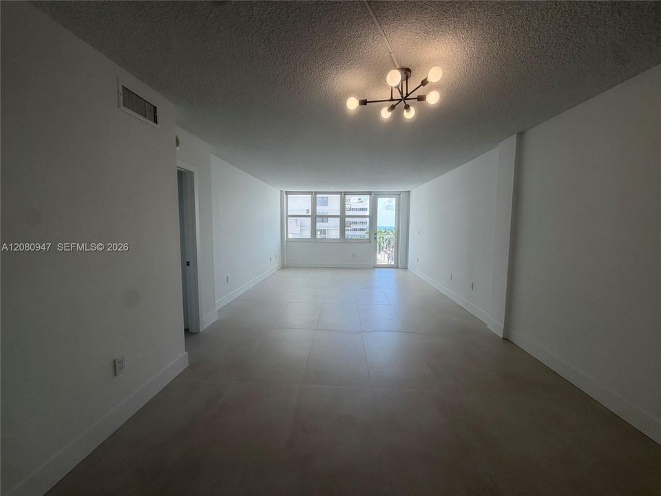 В аренду: $2,750 (1 спален, 1 ванн, 845 Квадратных фут)