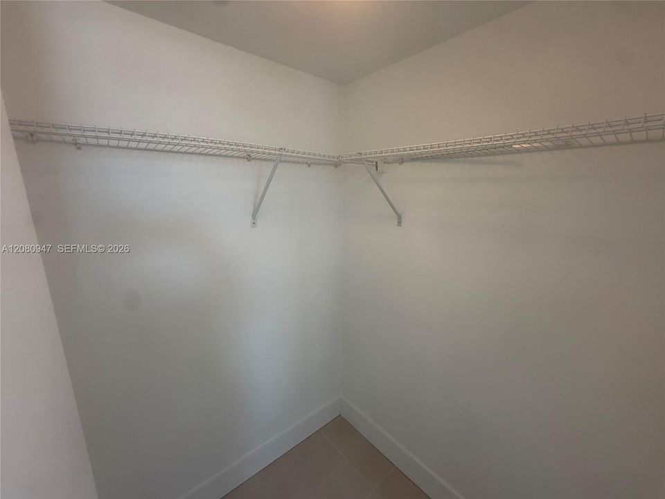 В аренду: $2,750 (1 спален, 1 ванн, 845 Квадратных фут)