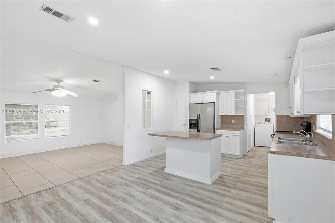 For Sale: $275,000 (4 beds, 2 baths, 1430 Square Feet)