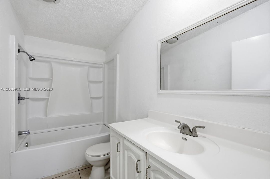 For Sale: $275,000 (4 beds, 2 baths, 1430 Square Feet)