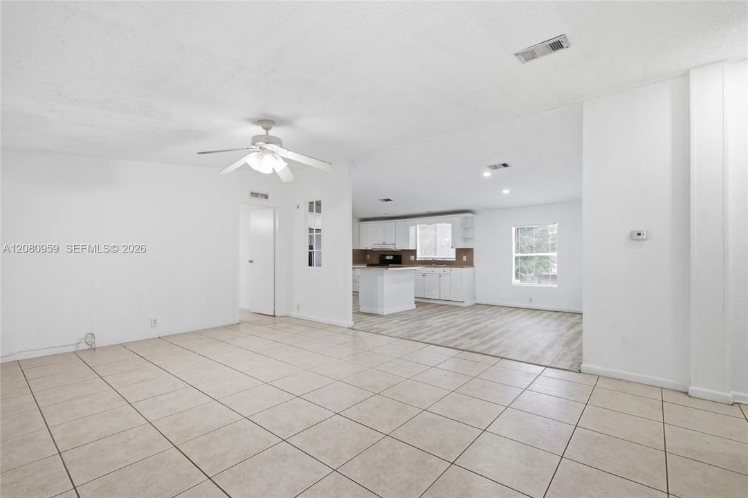 For Sale: $275,000 (4 beds, 2 baths, 1430 Square Feet)