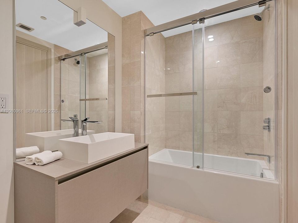 En Renta: $15,500 (3 camas, 3 baños, 1909 Pies cuadrados)