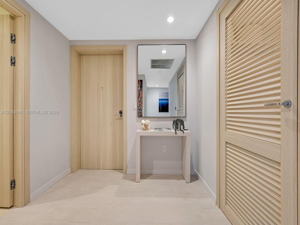 En Renta: $15,500 (3 camas, 3 baños, 1909 Pies cuadrados)