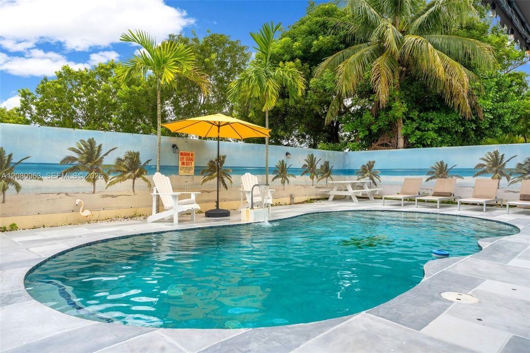 For Sale: $875,000 (4 beds, 3 baths, 2500 Square Feet)