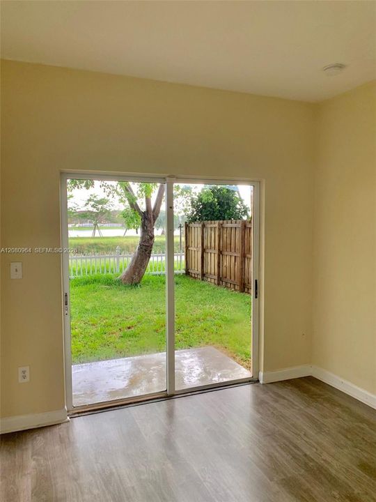 For Rent: $2,500 (3 beds, 2 baths, 1200 Square Feet)