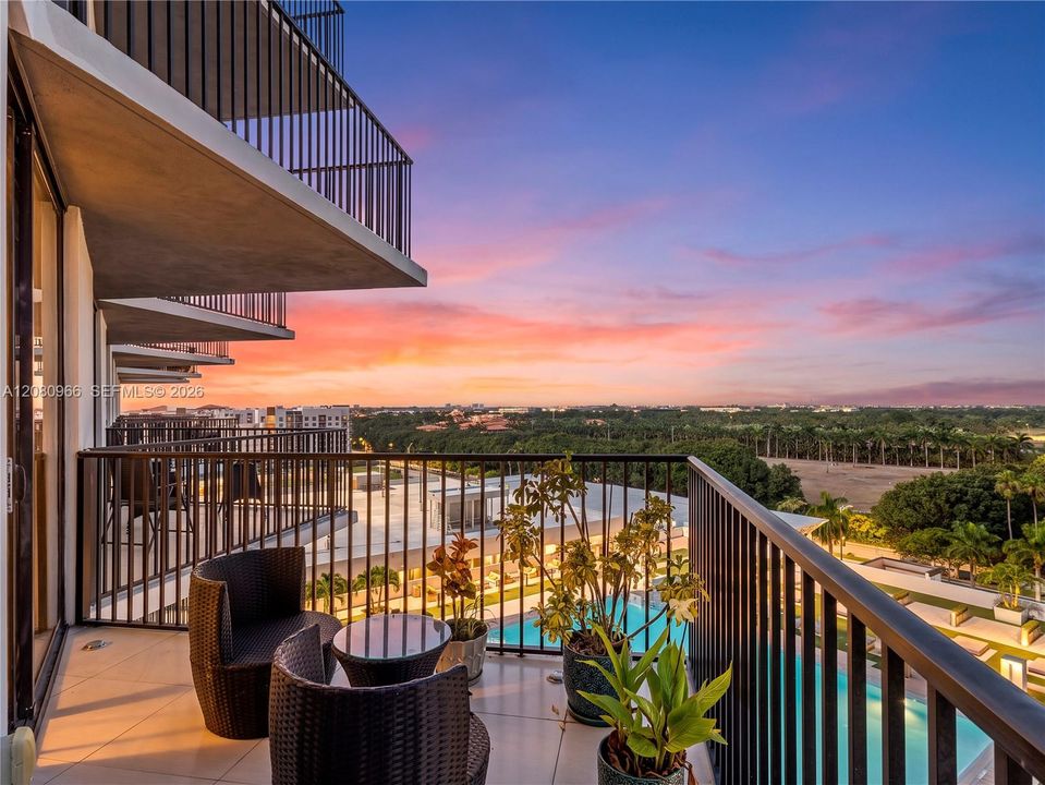 For Rent: $3,000 (1 beds, 1 baths, 777 Square Feet)