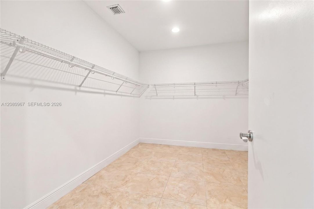For Rent: $5,000 (4 beds, 3 baths, 3058 Square Feet)