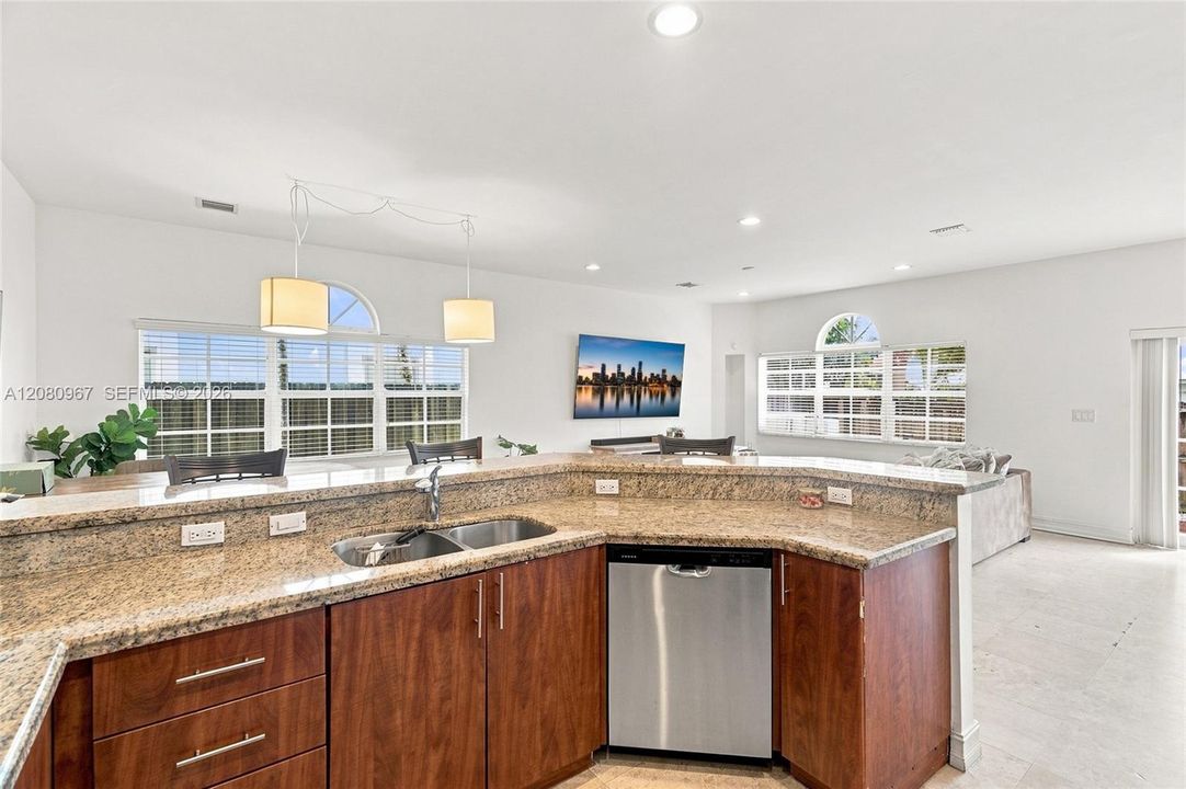For Rent: $5,000 (4 beds, 3 baths, 3058 Square Feet)