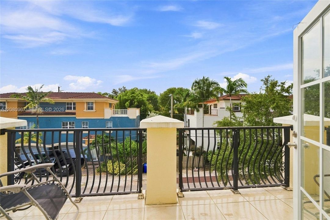 For Rent: $5,000 (4 beds, 3 baths, 3058 Square Feet)