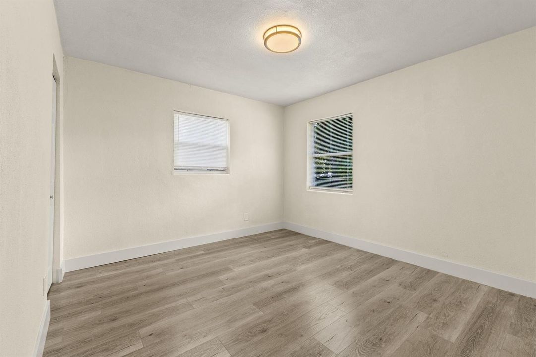 10-web-or-mls-DSC03909
