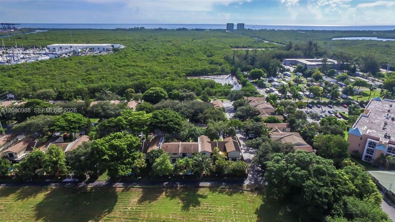 635 NE 3rd St Dania Beach-aerial view