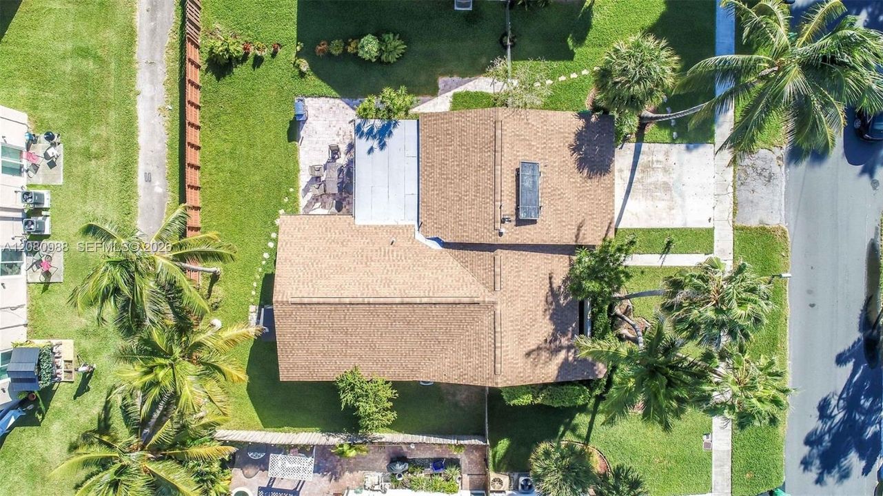 For Rent: $3,800 (3 beds, 2 baths, 1616 Square Feet)