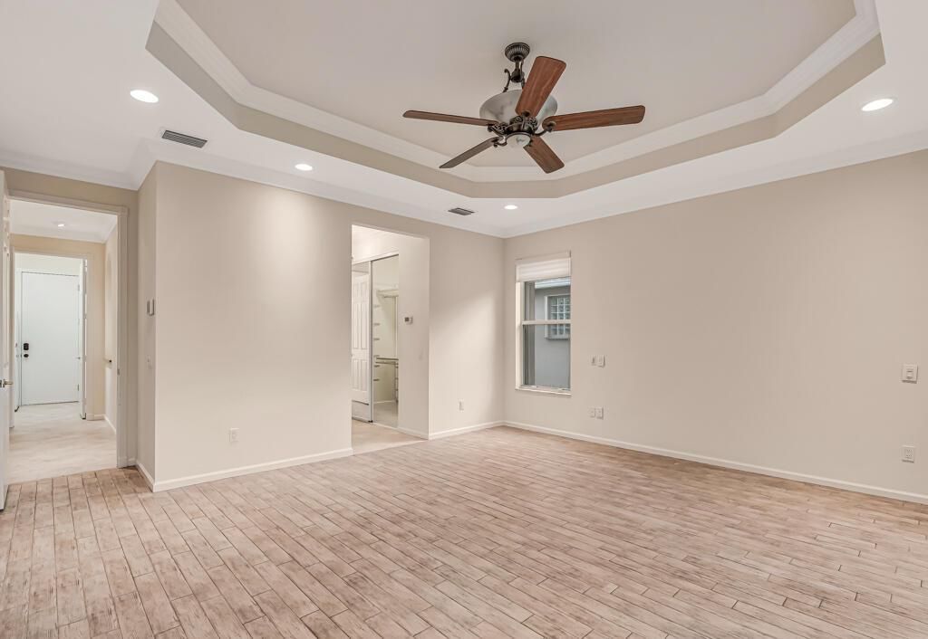 Primary suite