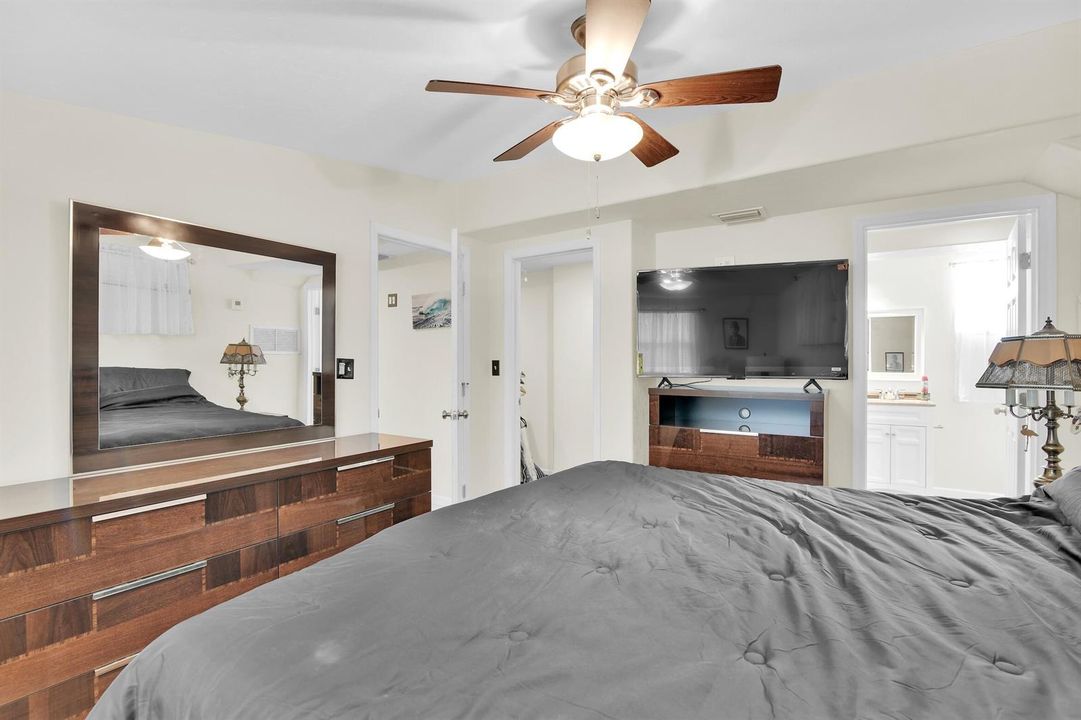 5221 NE 16th Ave Pompano Beach -25