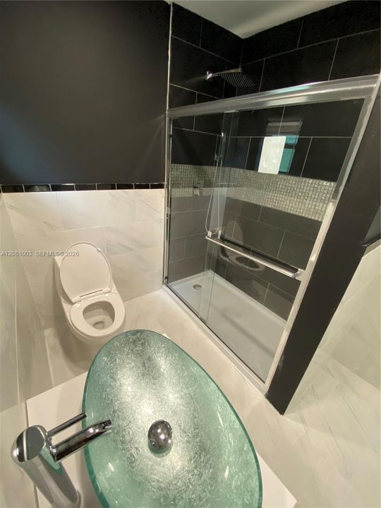 В аренду: $3,300 (3 спален, 2 ванн, 1224 Квадратных фут)