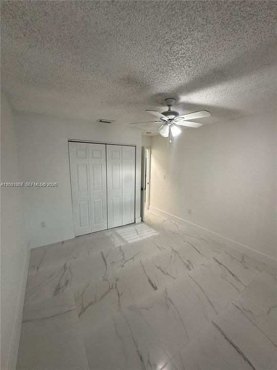 For Rent: $3,800 (3 beds, 2 baths, 1000 Square Feet)