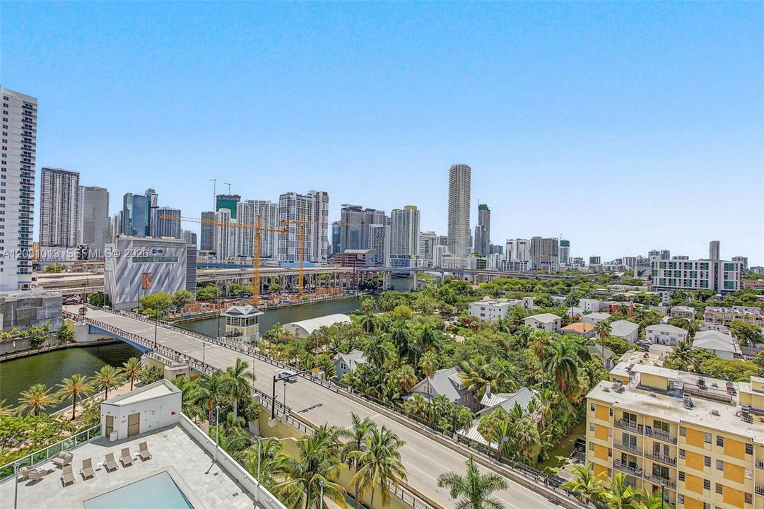 В аренду: $3,400 (2 спален, 2 ванн, 1009 Квадратных фут)