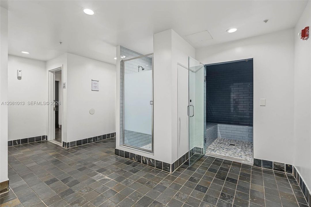 В аренду: $3,400 (2 спален, 2 ванн, 1009 Квадратных фут)