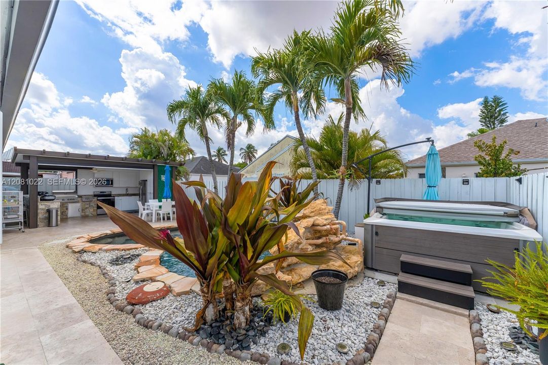 For Sale: $749,000 (3 beds, 2 baths, 1673 Square Feet)