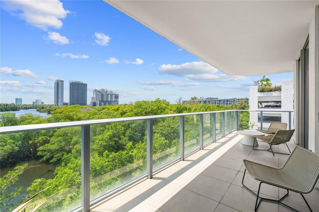 For Rent: $8,500 (2 beds, 2 baths, 1958 Square Feet)
