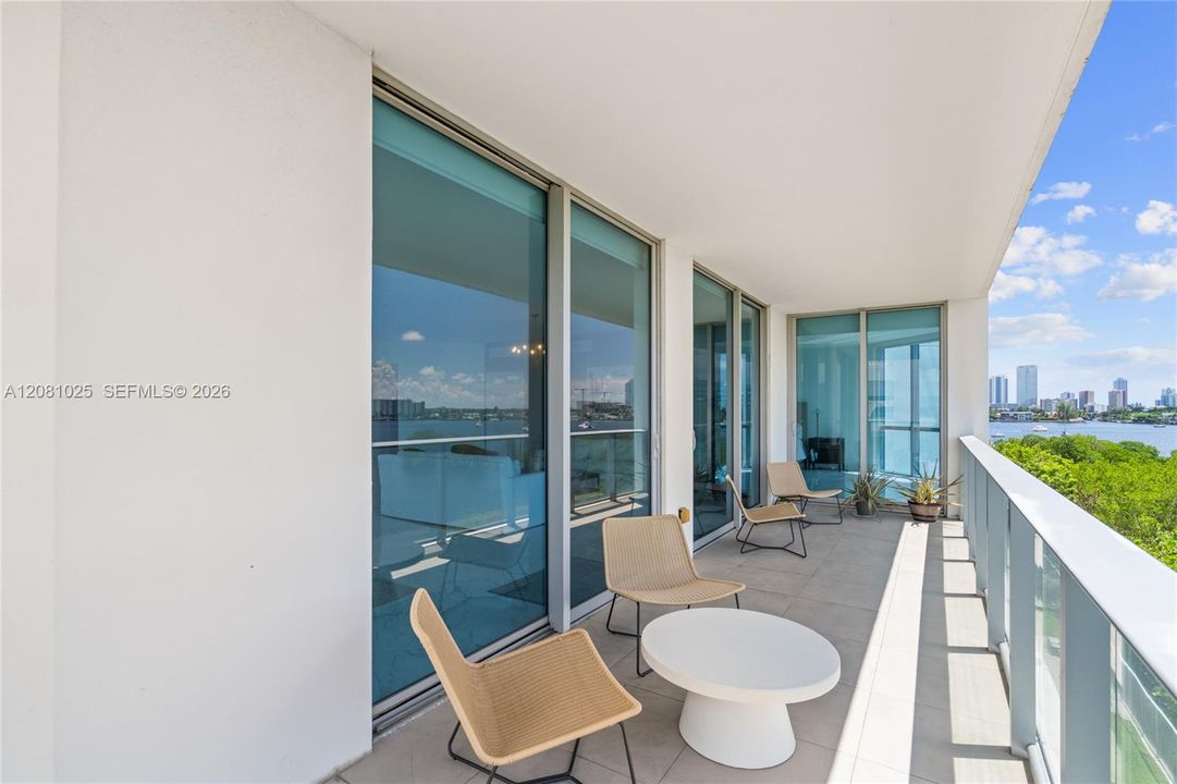 For Rent: $8,500 (2 beds, 2 baths, 1958 Square Feet)