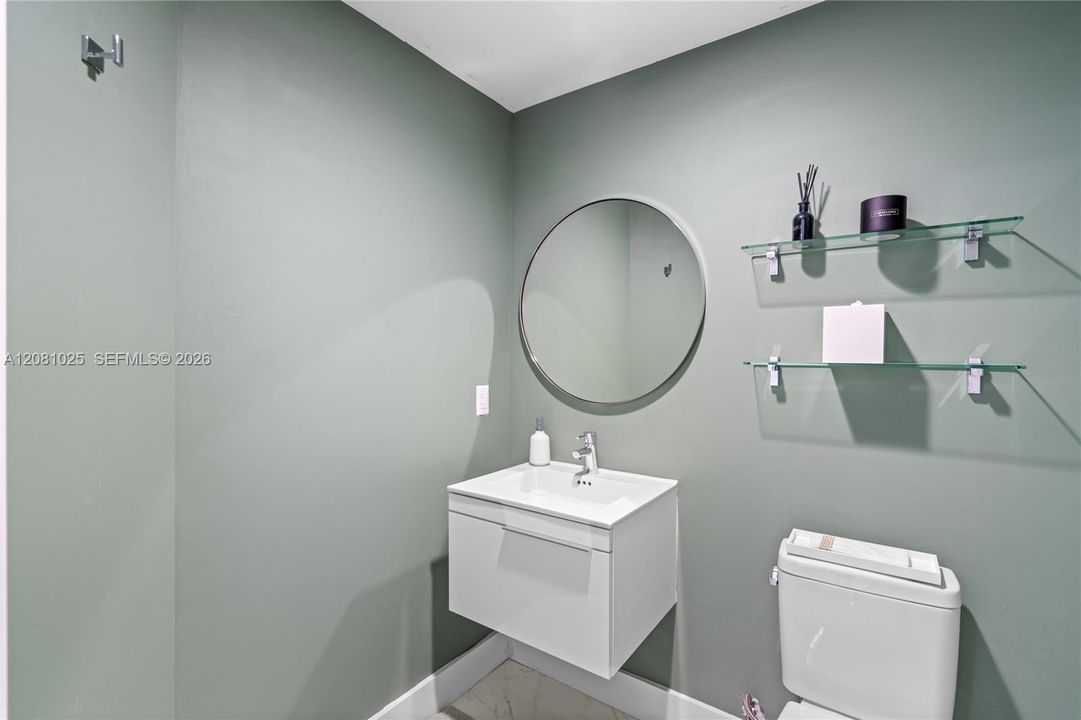 For Rent: $8,500 (2 beds, 2 baths, 1958 Square Feet)