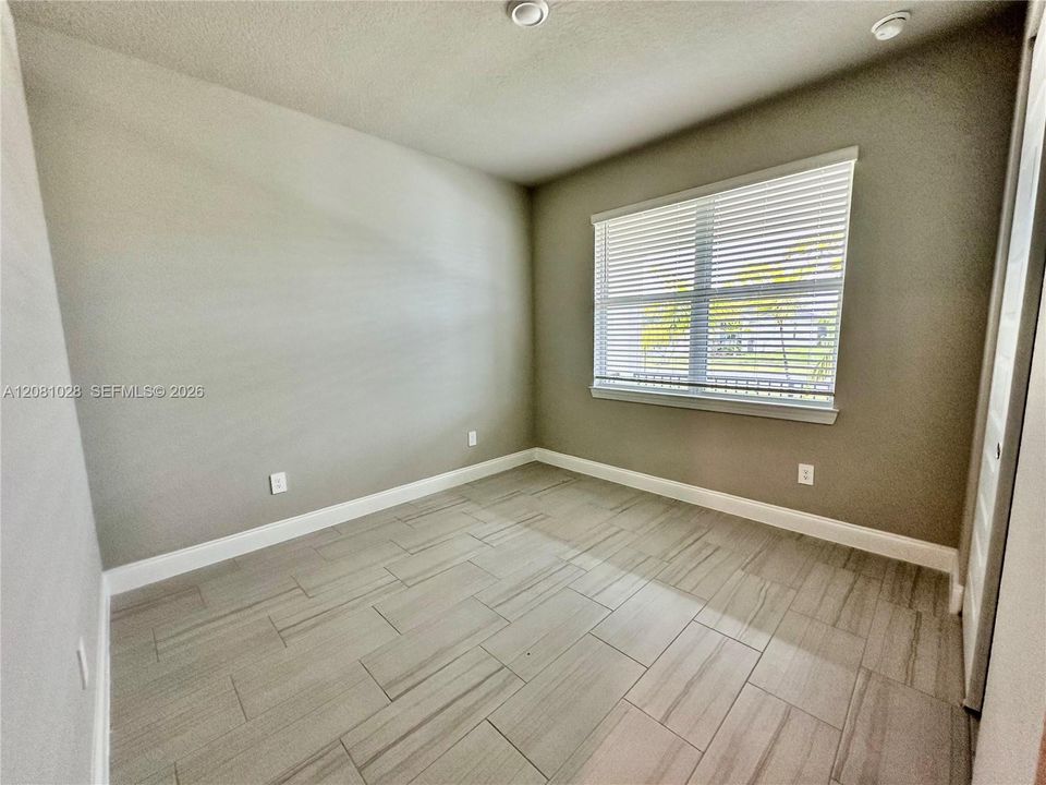 В аренду: $3,400 (4 спален, 3 ванн, 2200 Квадратных фут)
