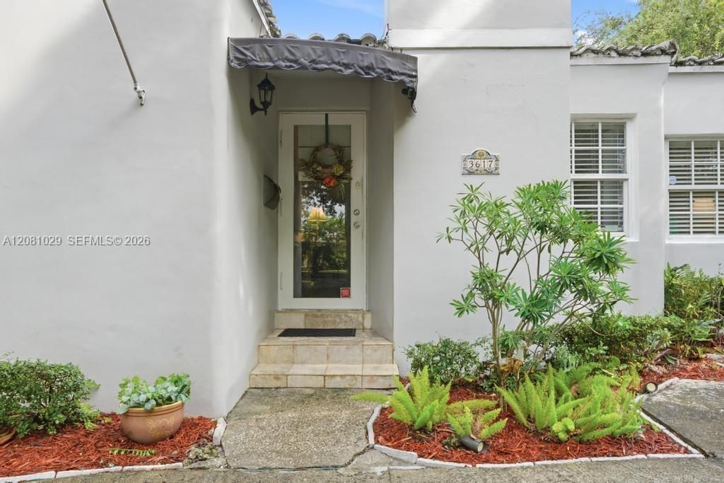 En Venta: $1,150,000 (2 camas, 2 baños, 1475 Pies cuadrados)